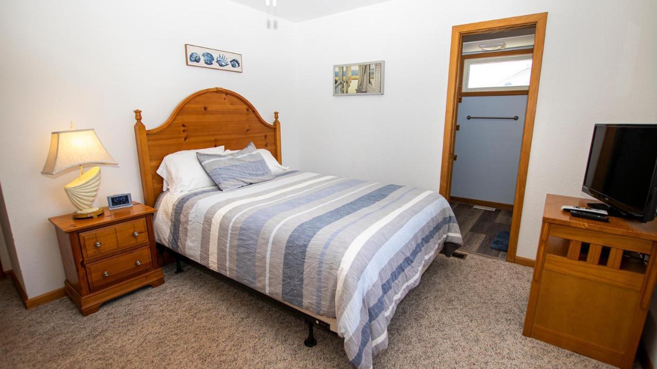 Ww951, Mommas Happy, Daddys Broke- Oceanside, Private Pool, Sun Decks, 660 Ft To Beach Access! Corolla Bagian luar foto