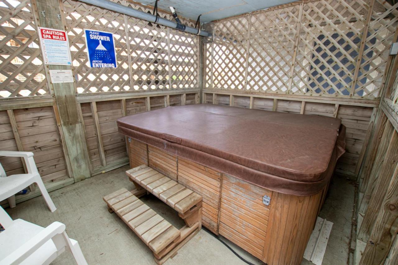 Ww951, Mommas Happy, Daddys Broke- Oceanside, Private Pool, Sun Decks, 660 Ft To Beach Access! Corolla Bagian luar foto